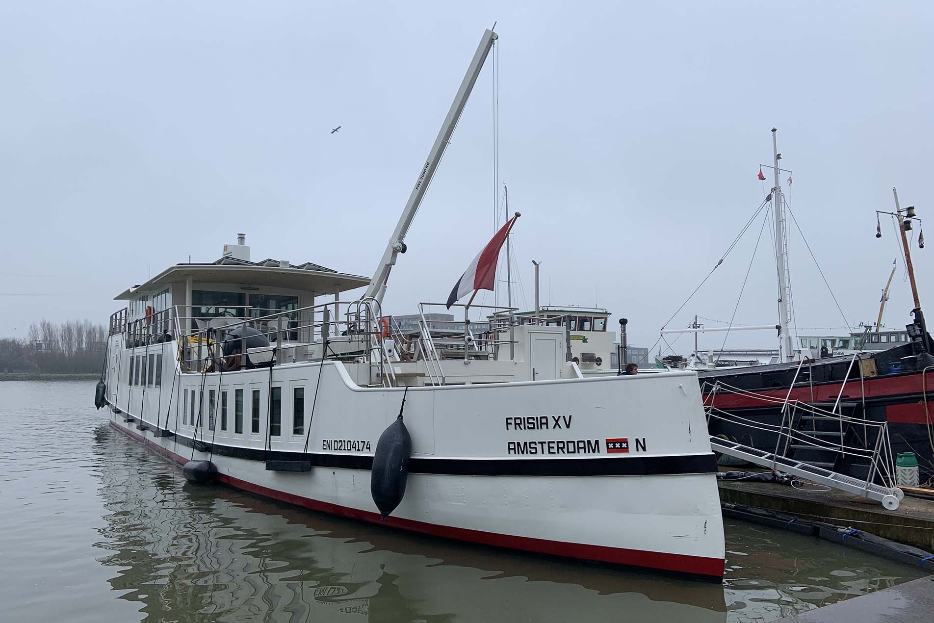 woonschip wordt even werkschip